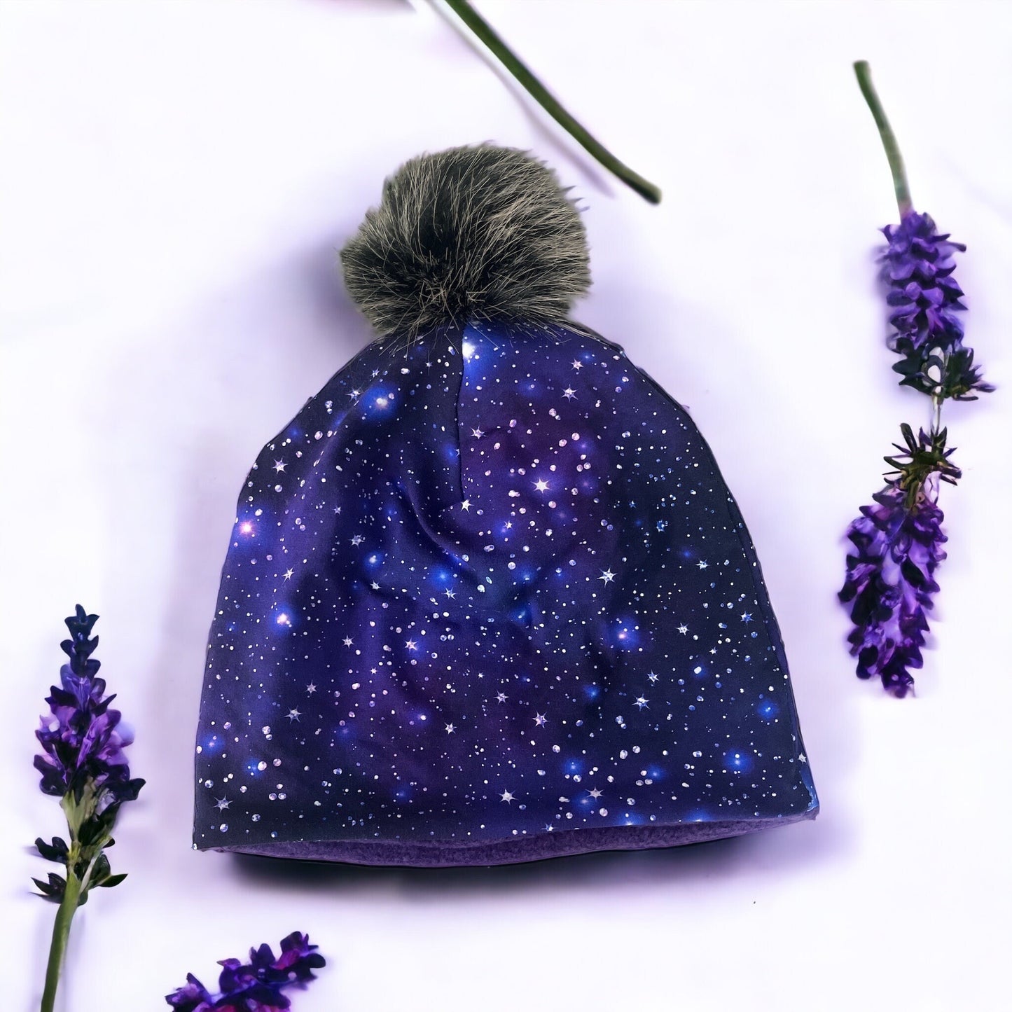 Child / Small adult slouchy hat,